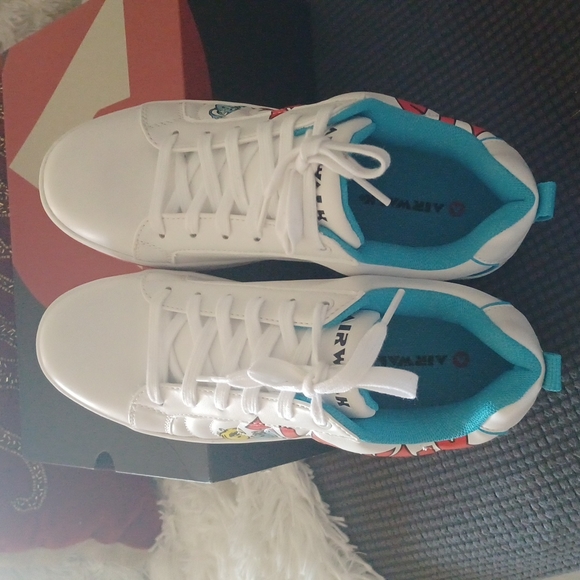 Airways Debz-J White LIL Monst - Picture 6 of 7